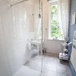 Bed & Breakfast Le Chateau De En Gohelle 4*
