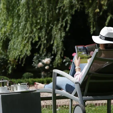 Bed & Breakfast Le Chateau De En Gohelle