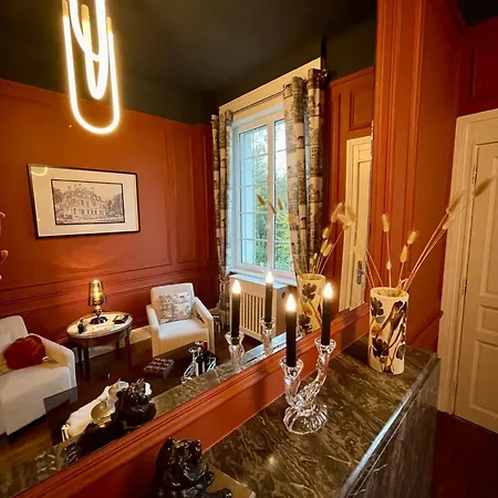 לינה וארוחת בוקר Le Chateau De En Gohelle 4*