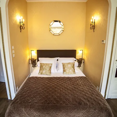 Bed & Breakfast Le Chateau De En Gohelle