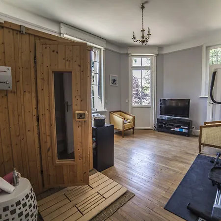 Le Chateau De En Gohelle