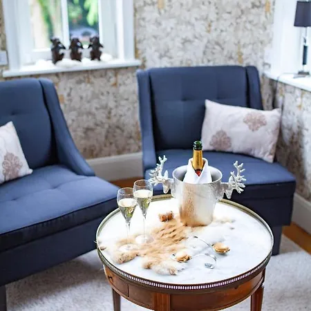 Bed & Breakfast Le Chateau De En Gohelle