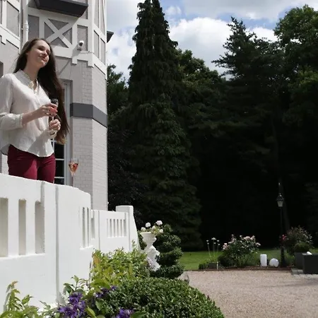 Le Chateau De En Gohelle