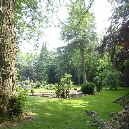 Le Chateau De En Gohelle לינה וארוחת בוקר